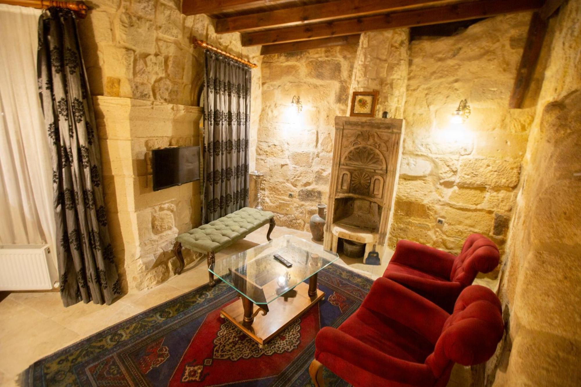 Antique House Cappadocia Hotel เนฟซิเฮียร์ ภายนอก รูปภาพ